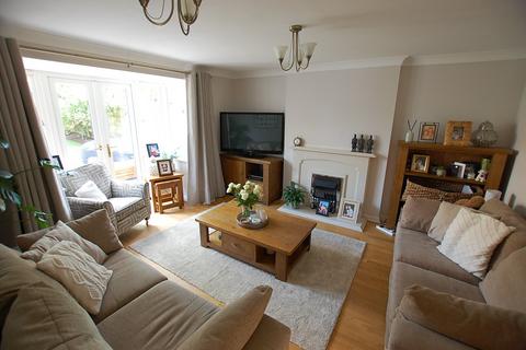 4 bedroom detached house for sale, Cedar Avenue, Greater Manchester SK15