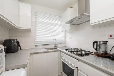 undefined, Lynmouth Avenue, Morden SM4
