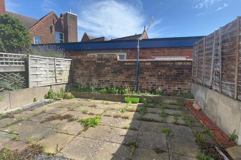 4 bedroom terraced house for sale, Mead Road, Kent CT19
