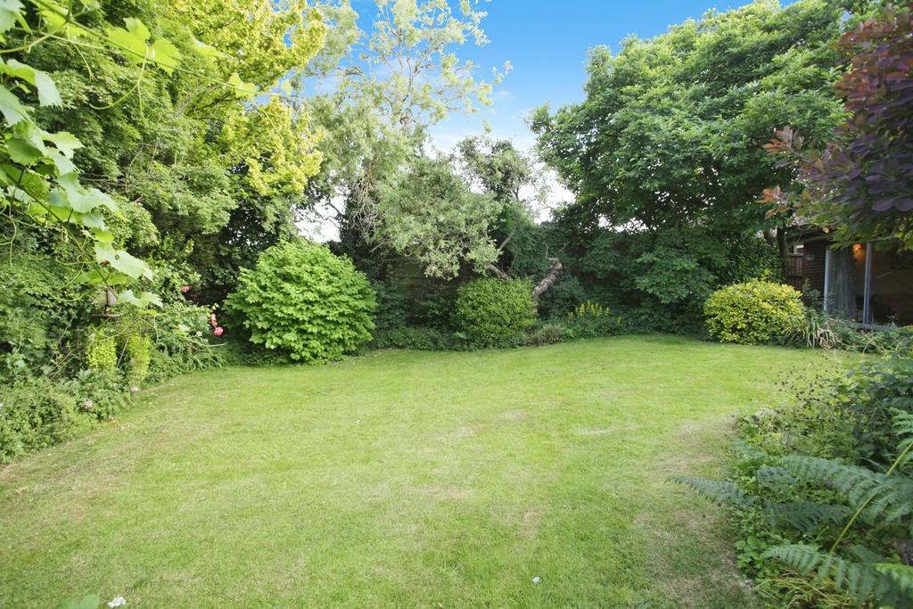 Gardens No: 02