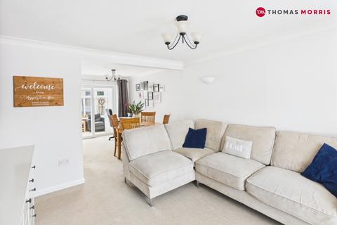10 Alder Close, Eaton Ford, St Neots, PE19 7GQ