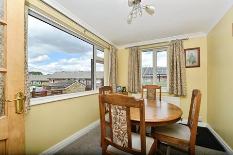 3 bedroom semi-detached house for sale, Burkinshaw Avenue, Rotherham S62