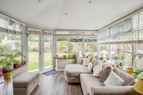 38 Kiplin Drive, Norton, Doncaster, DN6 9GD