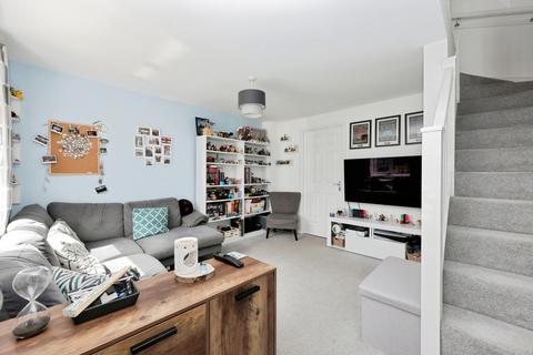 2 bedroom terraced house for sale, Rosslyn Crescent KY1