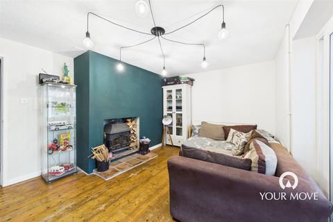 14 Hillside, Mendham, Harleston, IP20 0JF