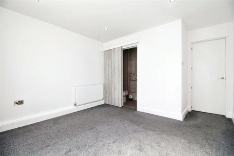 2 bedroom flat to rent, Lawrence Road, Hampshire PO5
