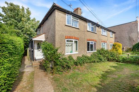 2 bedroom maisonette for sale, Coulsdon road, Caterham CR3