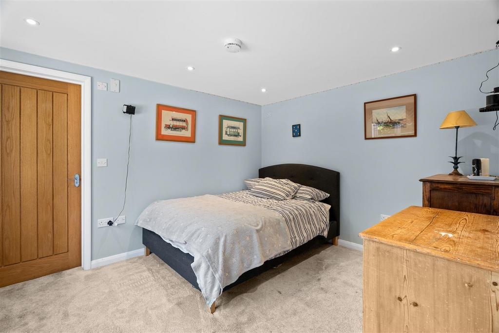 End Cottage-28.jpg