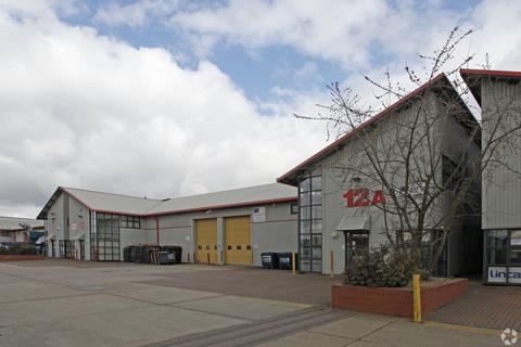 Industrial development to rent, Farthing Rd Ipswich IP1 5AP