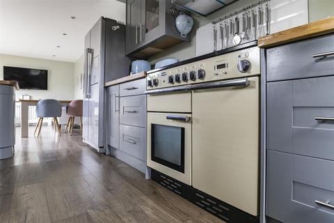 23 Harbour Avenue, Comberton, Cambridge, CB23 7DD