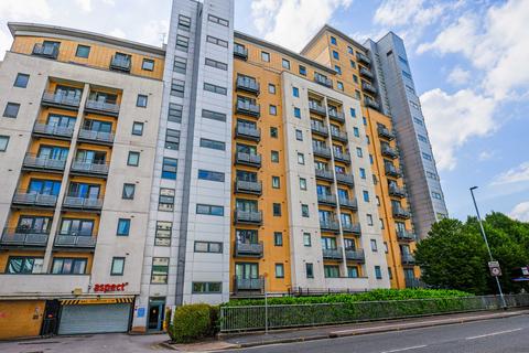 2 bedroom flat for sale, Elmwood Lane, Leeds LS2