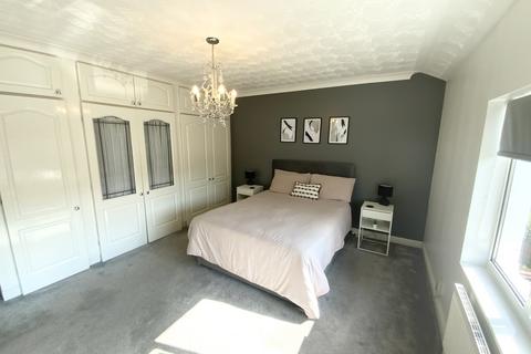 2 bedroom terraced house for sale, Hind Hill Street, Greater Manchester OL10