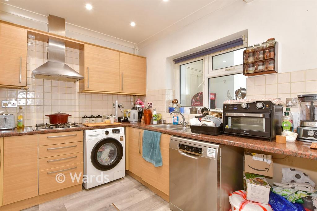 Kitchen/Dining Area