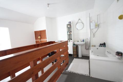 2 bedroom terraced house to rent, Junction Street, Derby DE1