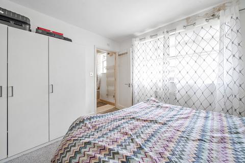 2 bedroom apartment for sale, Uxbridge Road, London