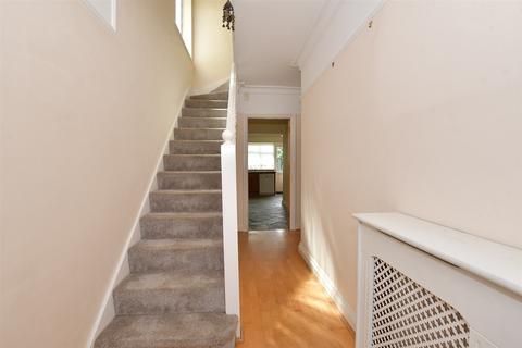 13 Marmion Close, London, E4 8EN