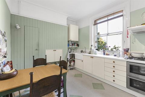 4 bedroom flat for sale, Crescent Road, Kingston Upon Thames KT2