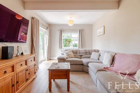 15 Woolsbridge Road, St Leonards, Ringwood, BH24 2LP