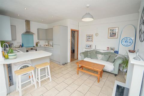 4 bedroom terraced house for sale, Royston Road, Bideford