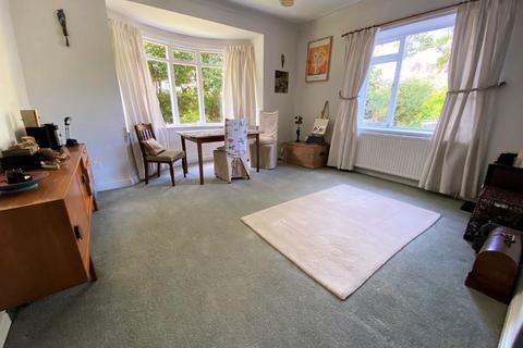 4 bedroom semi-detached house for sale, Essex Avenue, Didsbury