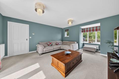 9 Betournay Close, Raunds, Wellingborough, NN9 6FD