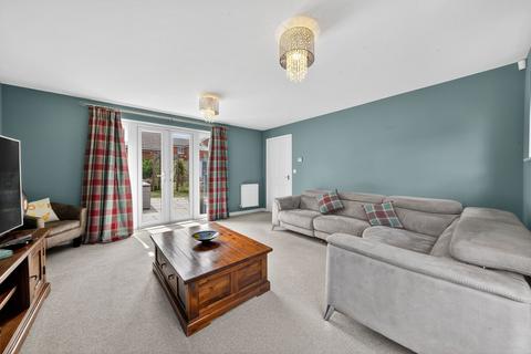 9 Betournay Close, Raunds, Wellingborough, NN9 6FD