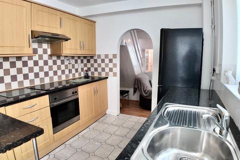 undefined, Commercial Street, Aberbargoed, CF81