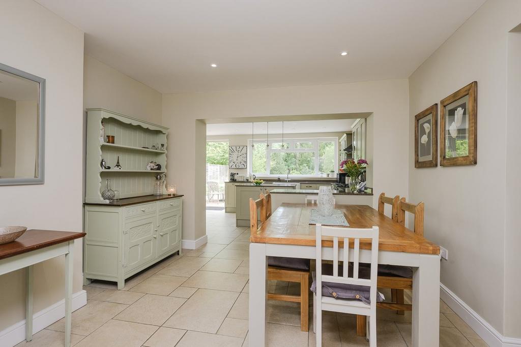 Breakfast Room