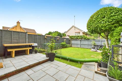 undefined, Greenfinch Way, Horsham RH12
