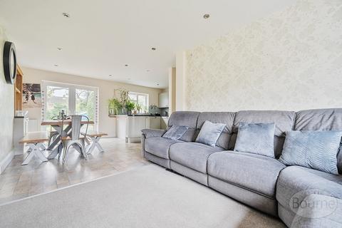 4 bedroom detached house for sale, Windsor Road, Lindford, Bordon, Hampshire, GU35