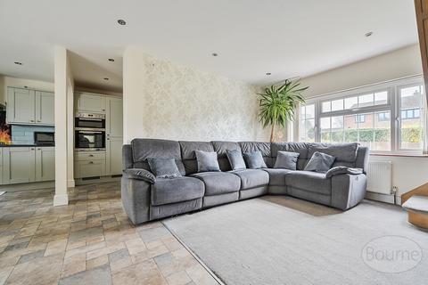 4 bedroom detached house for sale, Windsor Road, Lindford, Bordon, Hampshire, GU35