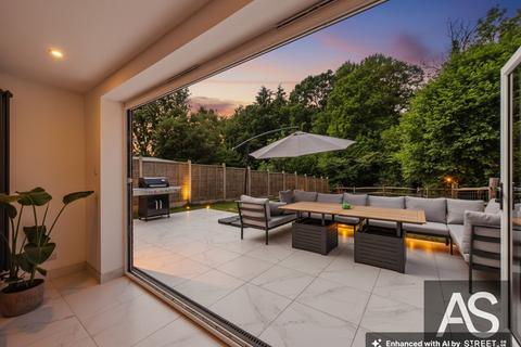 4 bedroom detached house for sale, Gorselands, Sedlescombe, TN33