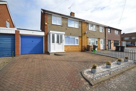 3 bedroom end of terrace house for sale, Holmscroft Road, Luton, Bedfordshire, LU3
