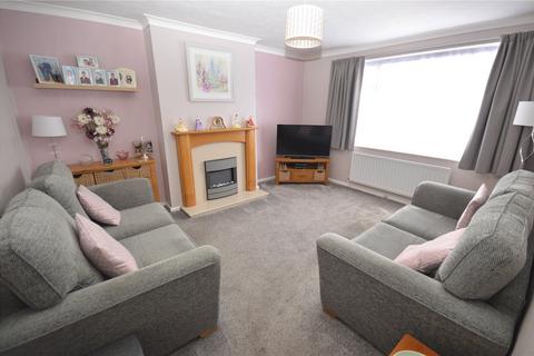 3 bedroom end of terrace house for sale, Holmscroft Road, Luton, Bedfordshire, LU3