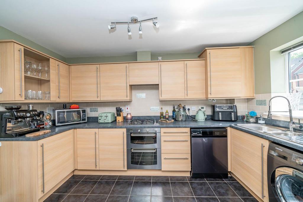 Kitchen diner