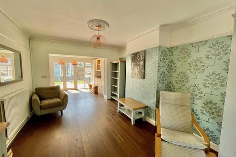 3 bedroom semi-detached house for sale, Brighton Road, NEWHAVEN