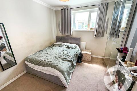 130 Gregory Crescent, London, SE9 5RY