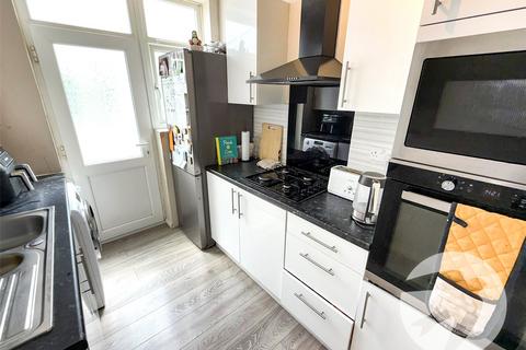 130 Gregory Crescent, London, SE9 5RY