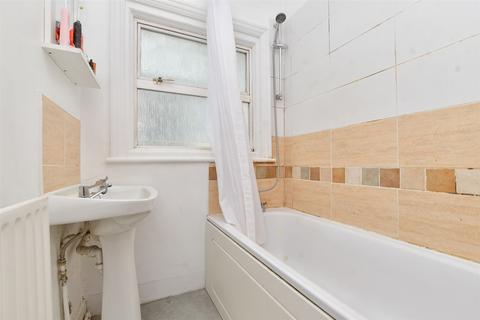 45a Park Road, Wallington, SM6 8AA