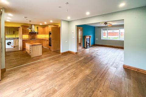 undefined, Rhos Helyg, Llandrillo
