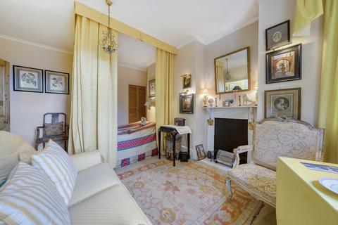 1 bedroom flat for sale, Jenner Road, Surrey GU1