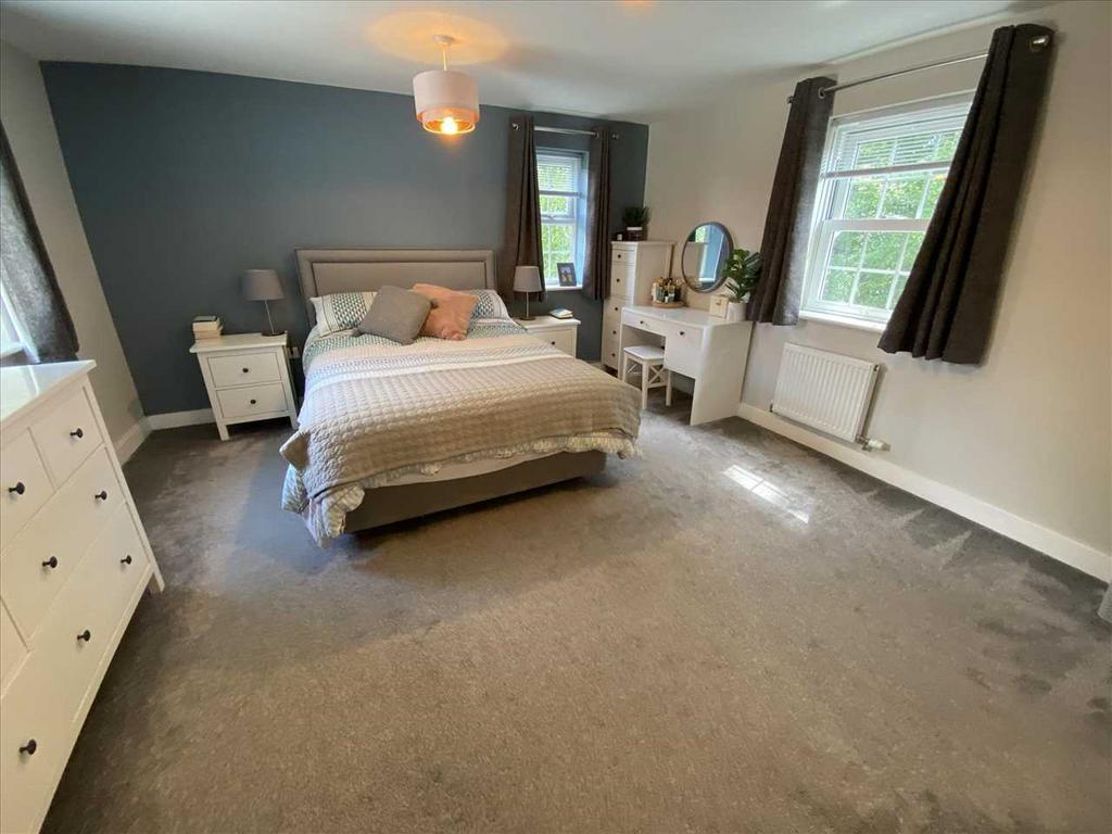 Bedroom 1: