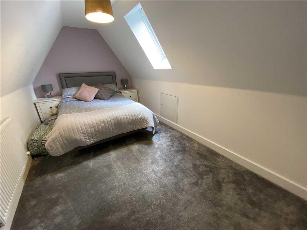 Bedroom 4: