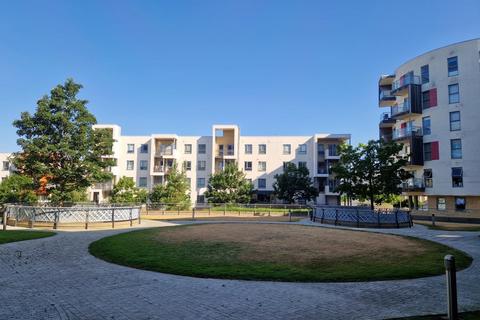 2 bedroom flat for sale, Glenalmond Avenue, Cambridge, CB2
