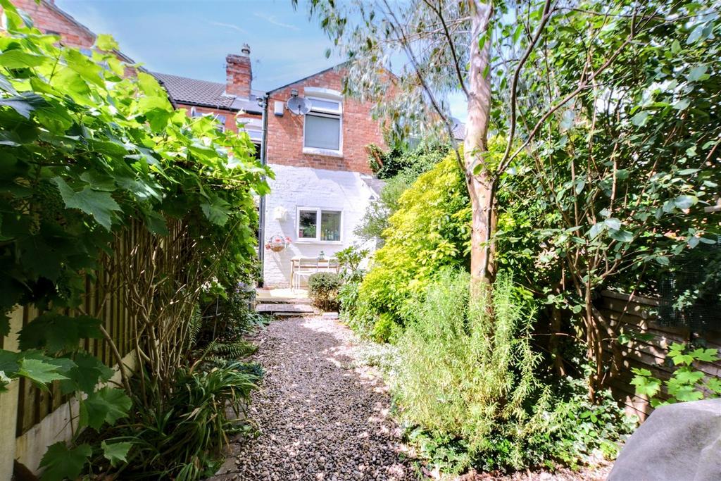 Garden 2.jpeg