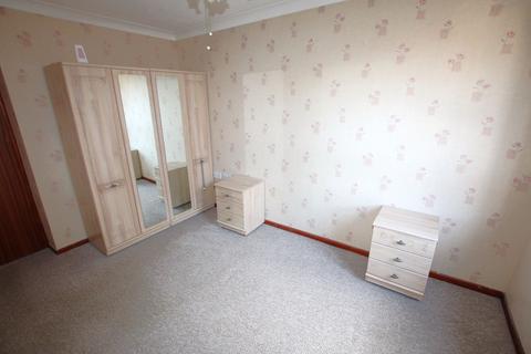2 bedroom flat for sale, Jack Branch Court, Wash Lane, CO15