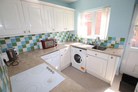 2 bedroom semi-detached bungalow for sale, Elmden Court, Clacton on Sea, CO15