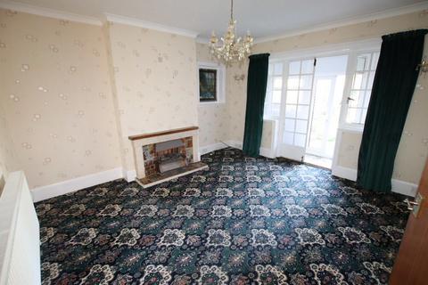 4 bedroom detached house for sale, Wash Lane, Clacton on Sea, CO15