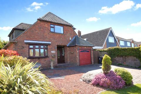 undefined, Manor Way, Holland on Sea, CO15