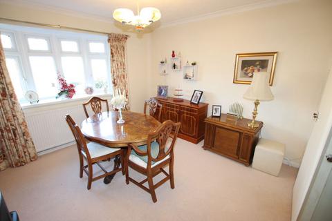 undefined, Manor Way, Holland on Sea, CO15